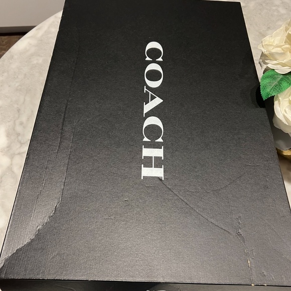 Coach neuf - Picture 4 of 5